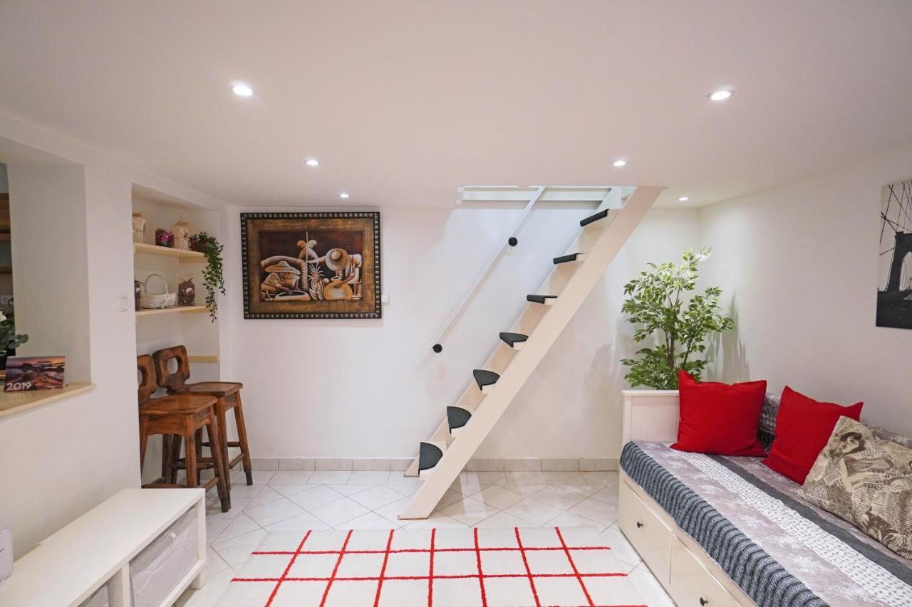 Apartament V27 Vadasz *